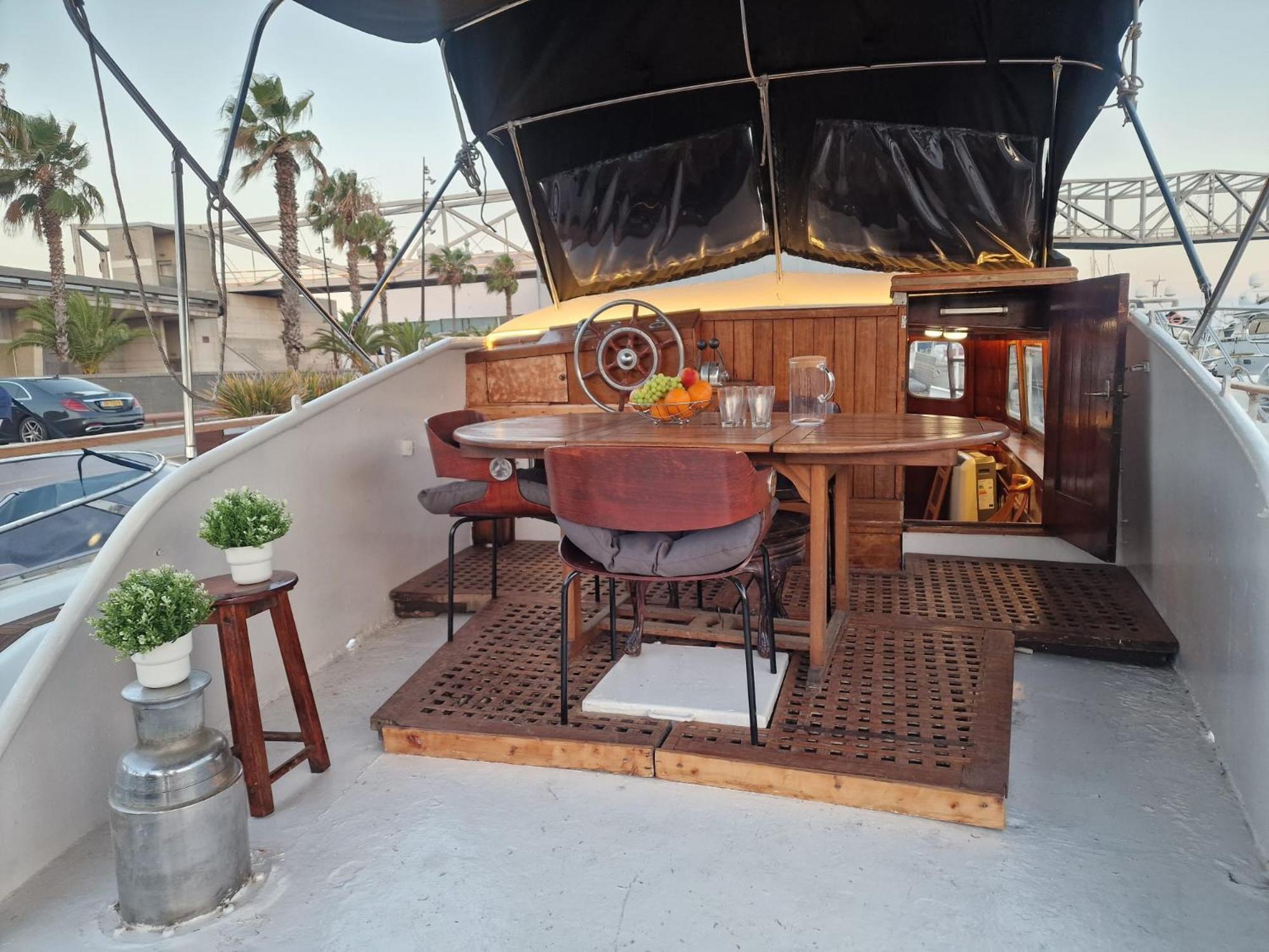 Classic Boat - Barcelona, Barcelona